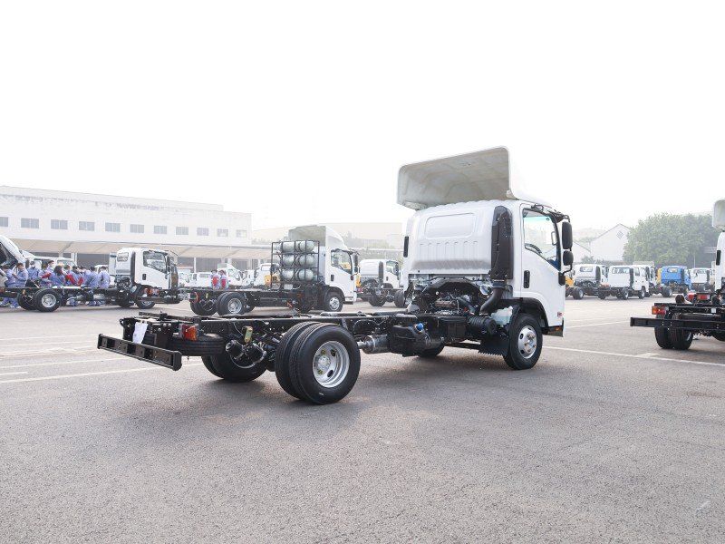 Isuzu KV100 Single Cab Chassis - China VI Emission Strong Frame