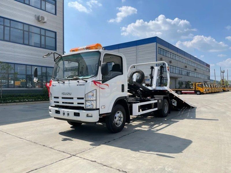 isuzu Kv600 4-Ton Wrecker Turck (LHD) 130HP One to Two Trailer