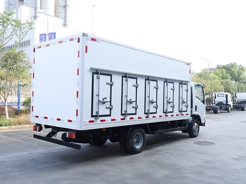 Isuzu KV100 Ice Cream Refrigerated Truck: A Reliable Brand with Robust Performance to Keep Treats Fresh On the Move