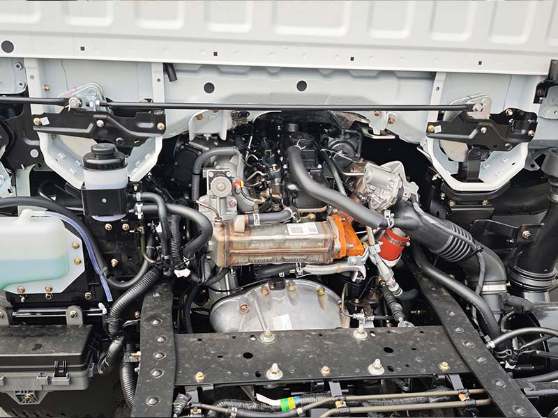 Isuzu 100P Chassis Cab – Sturdy, Dependable, and Prepared for Tailored Configurations in Logistics, Construction, and More