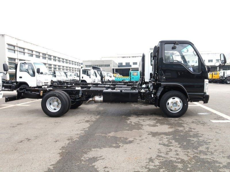 Isuzu 100P Chassis: A Robust, High-Efficiency Foundation for Commercial Vehicle Modifications and Logistics Activities