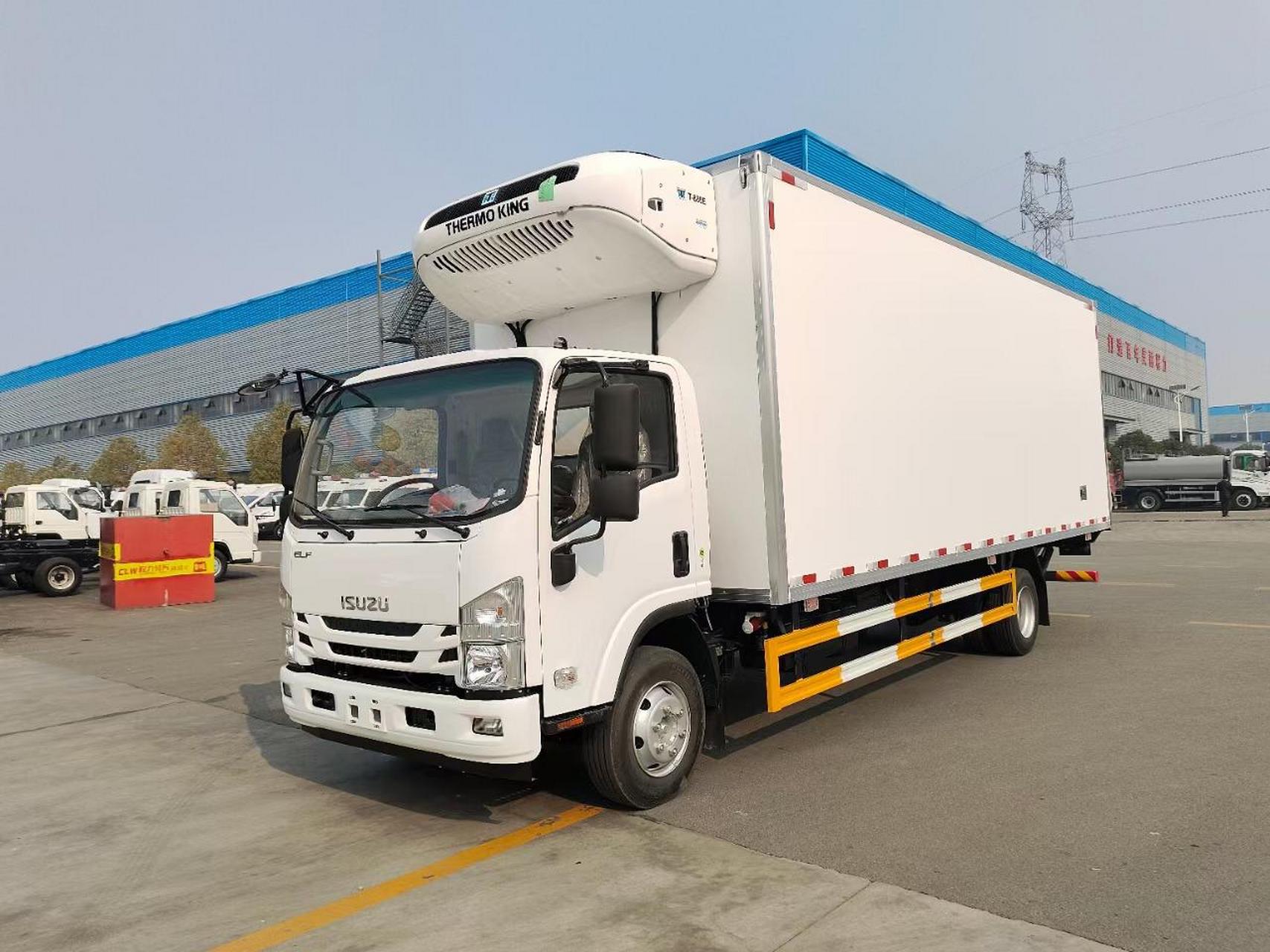 QINGLING ISUZU ELF 5Ton Mini Truck Refrigerated Trucks 4x2 Refrigerator Truck for Meat and Fish Transport