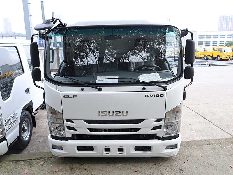 ISUZU NKR KV100 Light Commercial Vehicle Chassis Truck Diesel Fuel 4x2 Drive Wheel Left Steering