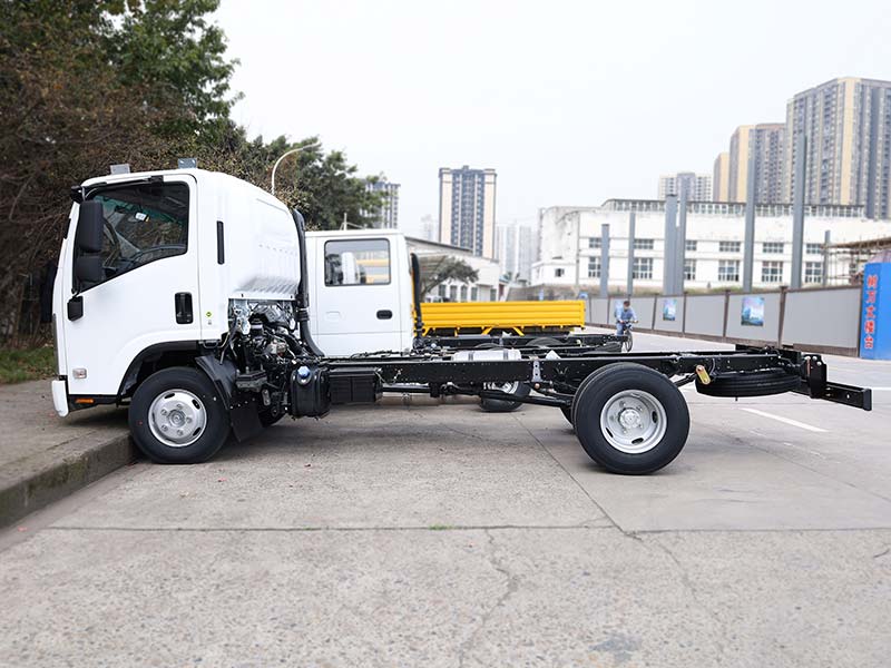 ISUZU NKR KV100 Light Commercial Vehicle Chassis Truck Diesel Fuel 4x2 Drive Wheel Left Steering