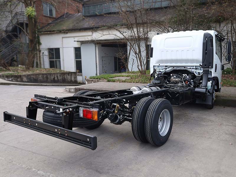 ISUZU NKR KV100 Light Commercial Vehicle Chassis Truck Diesel Fuel 4x2 Drive Wheel Left Steering
