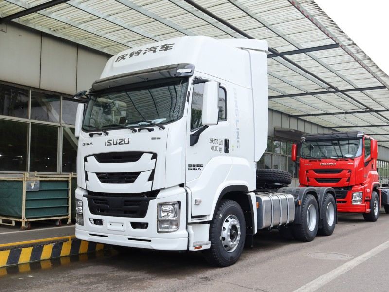 ISUZU VC66 GIGA automatic transmission tractor head