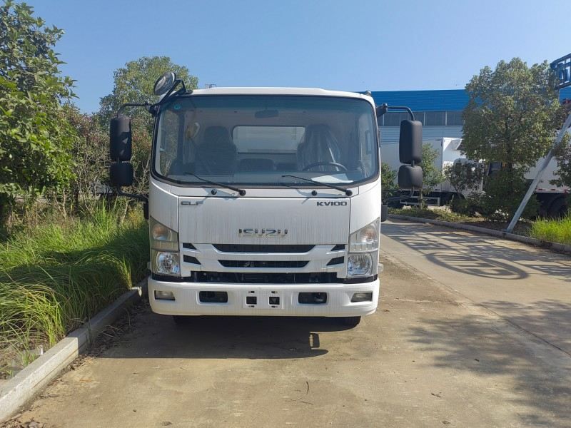 Isuzu KV100 NKR dump truck for transporting cement and river sand