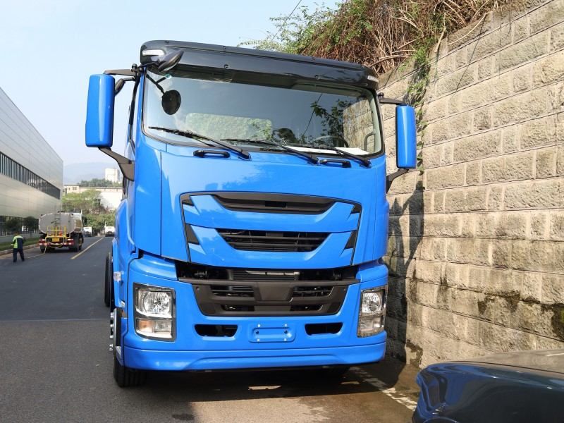 ISUZU Heavy Truck GIGA VC66 4X2 chassis 350hp-520hp