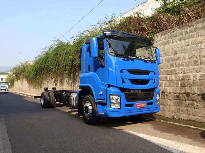 ISUZU Heavy Truck GIGA VC66 4X2 chassis 350hp-520hp