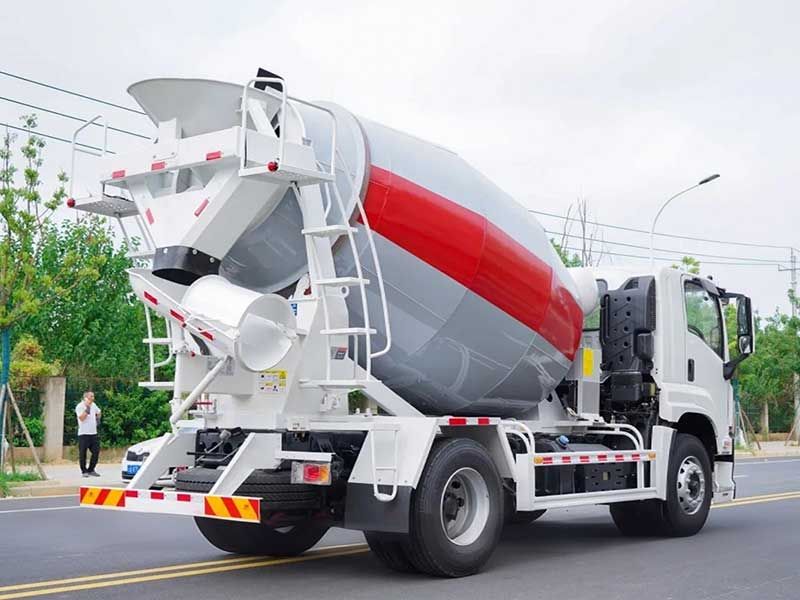 Factory Price for ISUZU VC66 GIGA Mixer Truck