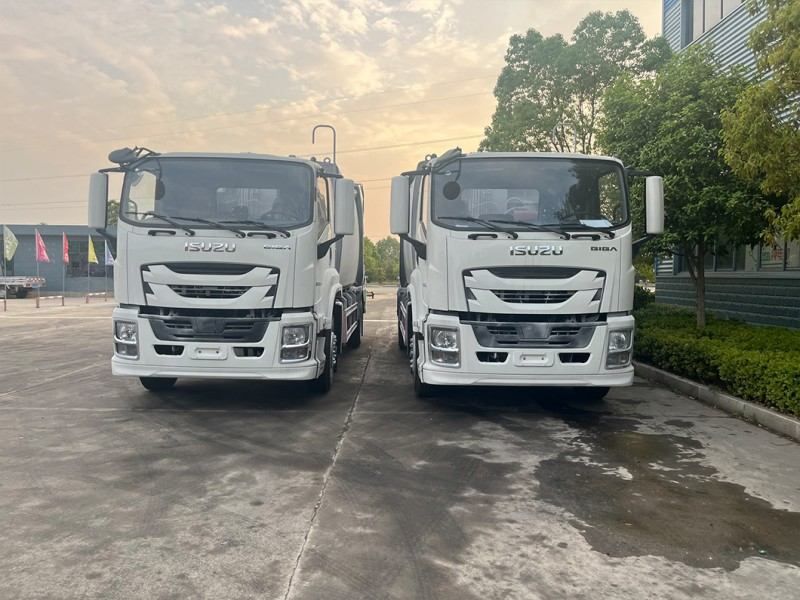 ISUZU Heavy Truck Vc66 Giga Compressed Garbage Truck