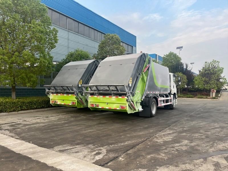 ISUZU Heavy Truck Vc66 Giga Compressed Garbage Truck