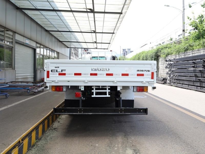 Qingling ISUZU NPR 7T PAYLOAD cargo Truck