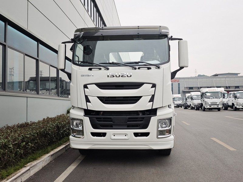 China Qingling Isuzu FVZ Heavy Truck chassis 20T payload