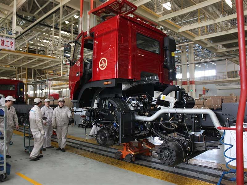 Heavy truck production line  Heavy truck assembly line