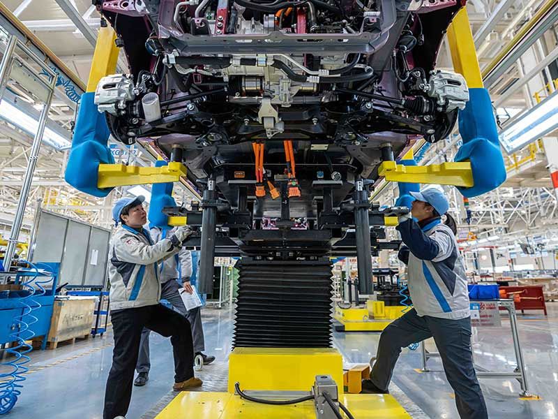 New energy electric light truck chassis assembly line