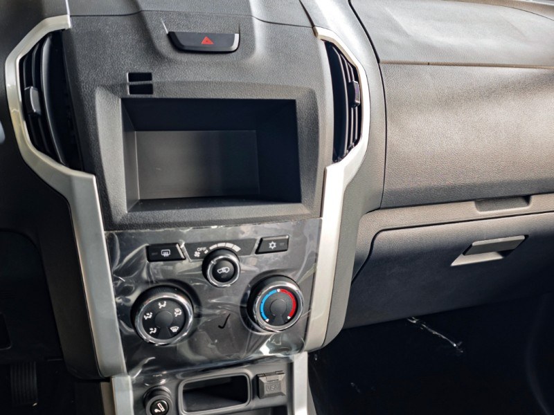 Factory Price for Japanese Design of Qingling isuzu T28 Pickup Truck