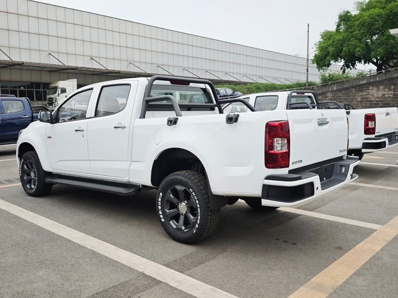 Cheap Pickup ISUZU Pickup Truck New China Automatic Manual T28 Pickup 4X4 Diesel