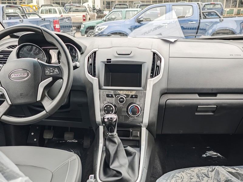 Cheap Pickup ISUZU Pickup Truck New China Automatic Manual T28 Pickup 4X4 Diesel