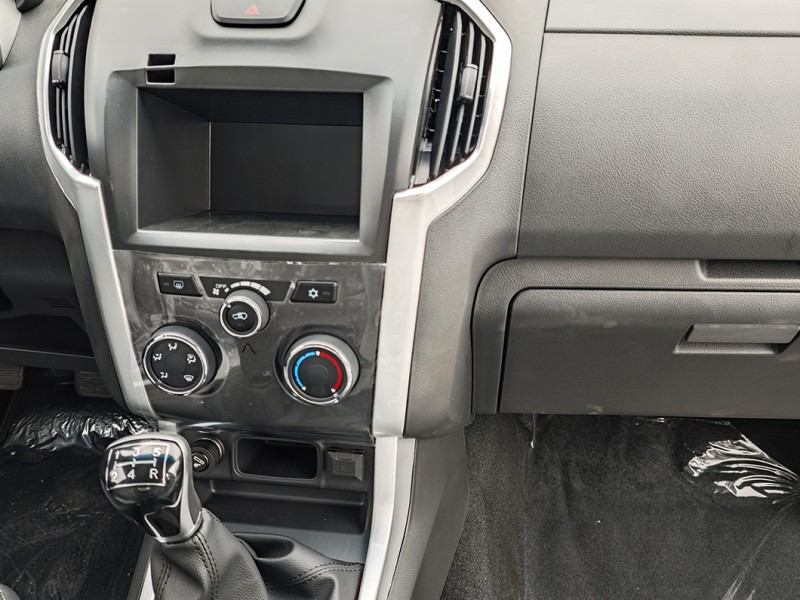 Cheap Pickup ISUZU Pickup Truck New China Automatic Manual T28 Pickup 4X4 Diesel