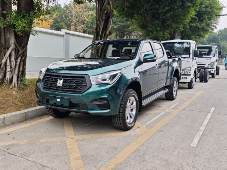 Isuzu T28 Pickup Truck 2.8t Diesel Double Pickup