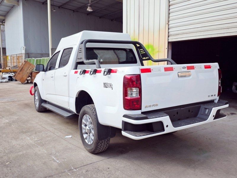 ISUZU TAGA 4WD Diesel Pickup Truck Heavy Duty for Mining Construction