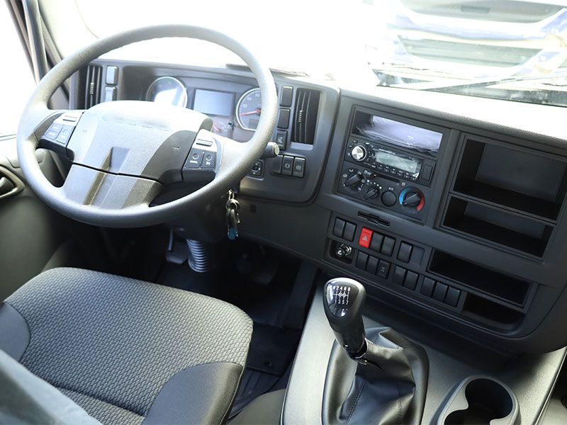 Qingling GIGA box van trucks