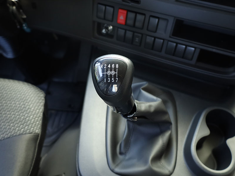 Qingling GIGA box van trucks